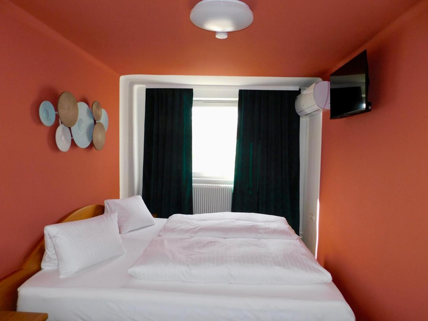 Pension Rohrer Am Murradweg - Ehrenhausen An Der Weinstrasse Экстерьер фото