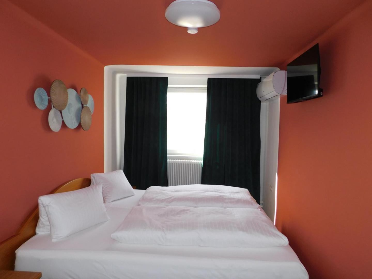 Pension Rohrer Am Murradweg - Ehrenhausen An Der Weinstrasse Экстерьер фото